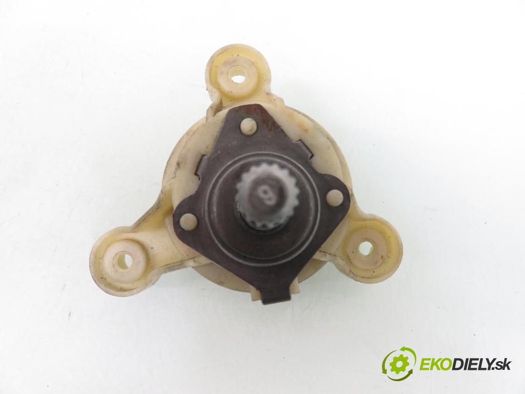 VW TRANSPORTER V Skrzynia (7HA, 7HH, 7EA, 7EH) FURGON 2007 75,00 1.9 TDI - BRS 1896,00 korbička sťahovania okien 