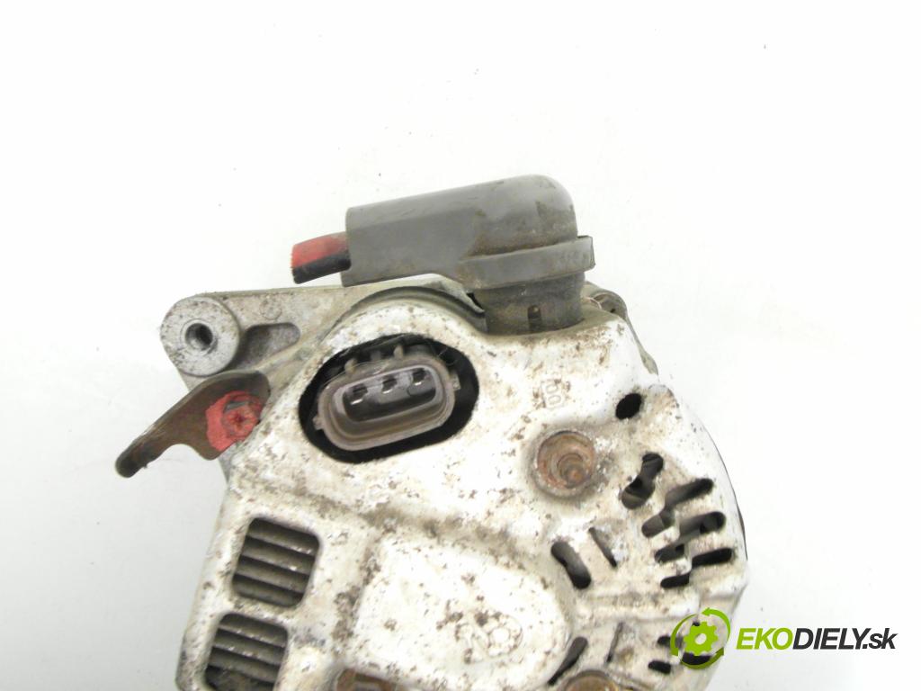 TOYOTA YARIS (_P1_) HB 1999 50,00 1.0 VVT- i 68 - 1SZ-FE 998,00 Alternátor 270600J040 ; MS1022118200 (Alternátor)