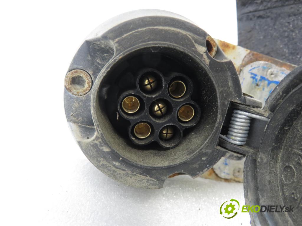 SKODA FABIA I SEDAN (6Y3) HB 2003 50,00 1.4 MPI 68 - AME 1397,00 Hák