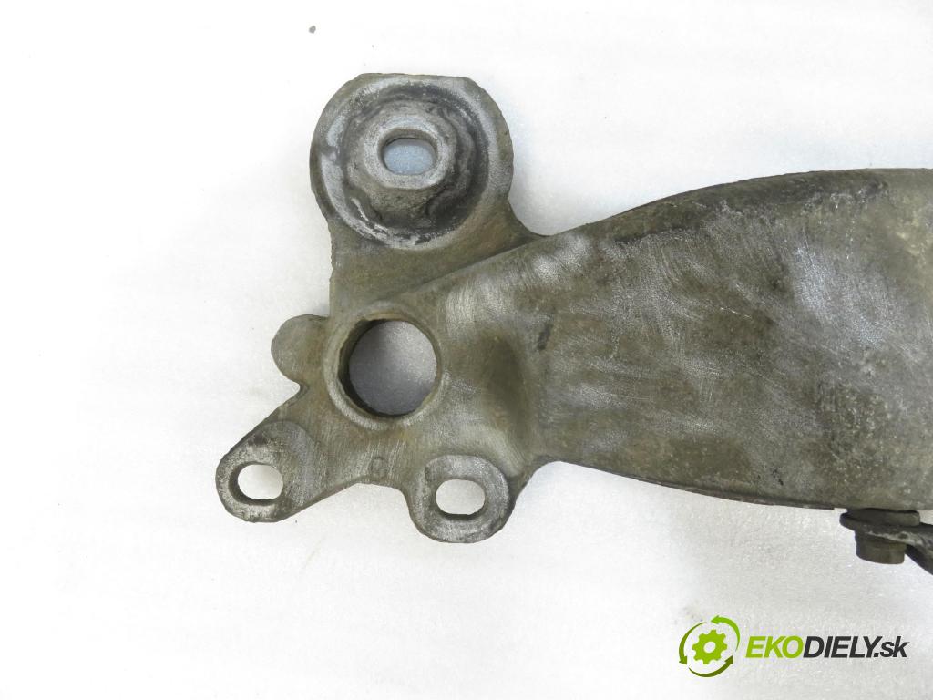 AUDI A4 Avant (8E5, B6) KOMBI 2002 96,00 2 - ALT 1984,00 Uchytenie prevodovky 8E0399263R