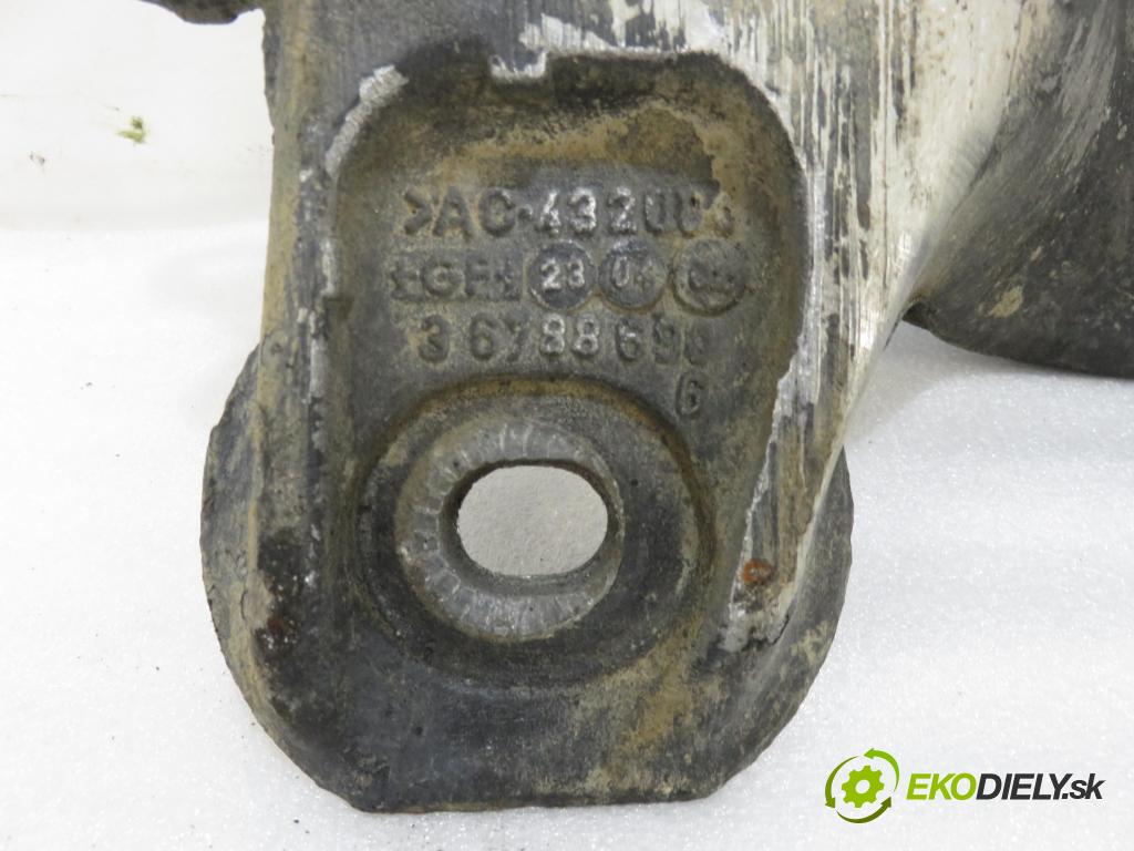 AUDI A4 Avant (8E5, B6) KOMBI 2002 96,00 2 - ALT 1984,00 Uchytenie prevodovky 8E0399263R