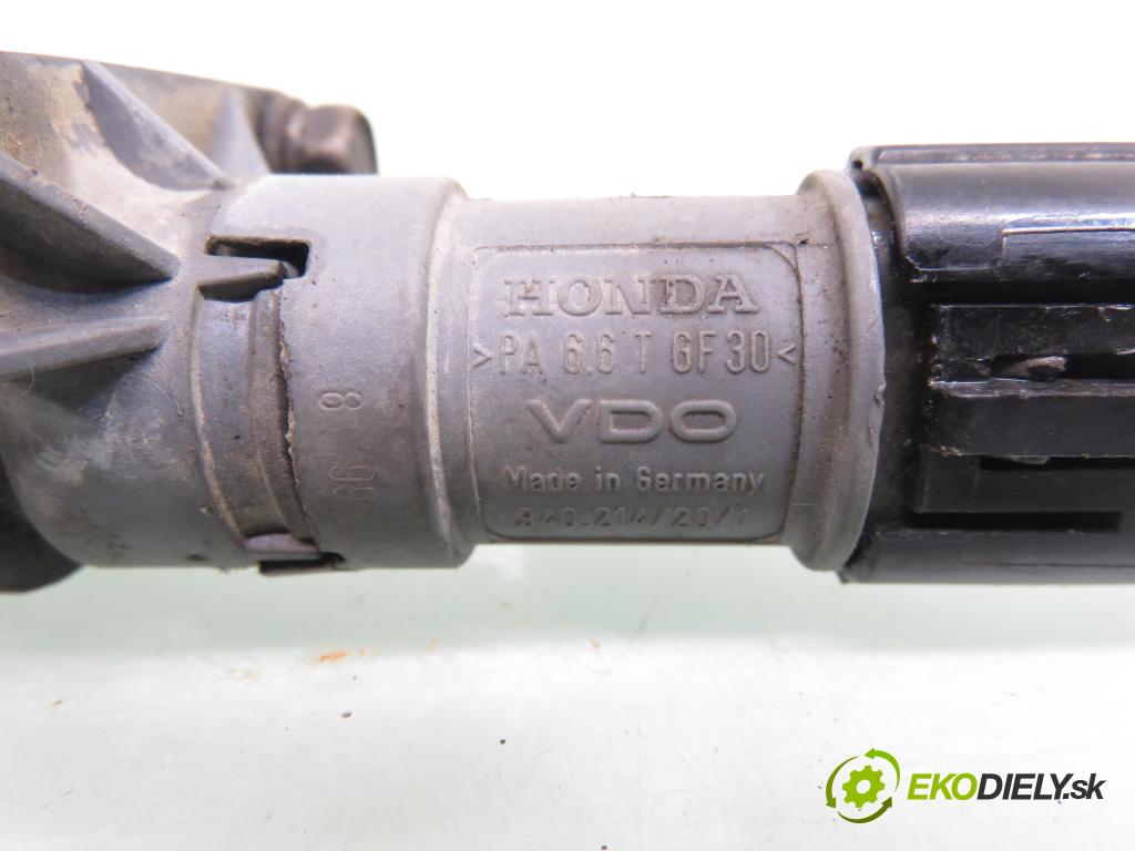 HONDA CIVIC VI Hatchback (EJ, EK) HB 1999 66,00 1.4 i S (EJ9) - D14Z4 1396,00 Snímač RÝCHLOSTI: 340214201