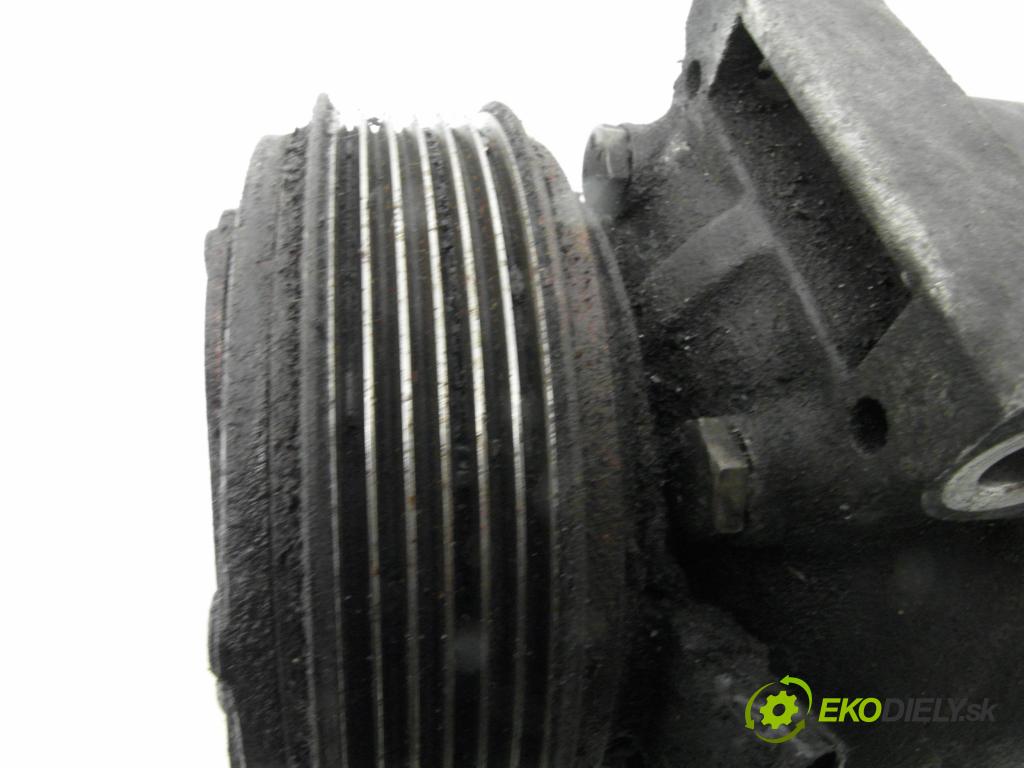 RENAULT MEGANE I Grandtour (KA0/1_) KOMBI 2000 72,00 1.9 dTi (KA0N) - F9Q 731 1870,00 KOMPRESOR: klimatizace 7700105765 ; SAEJ639 ; 1135309 (Kompresor klimatizace)