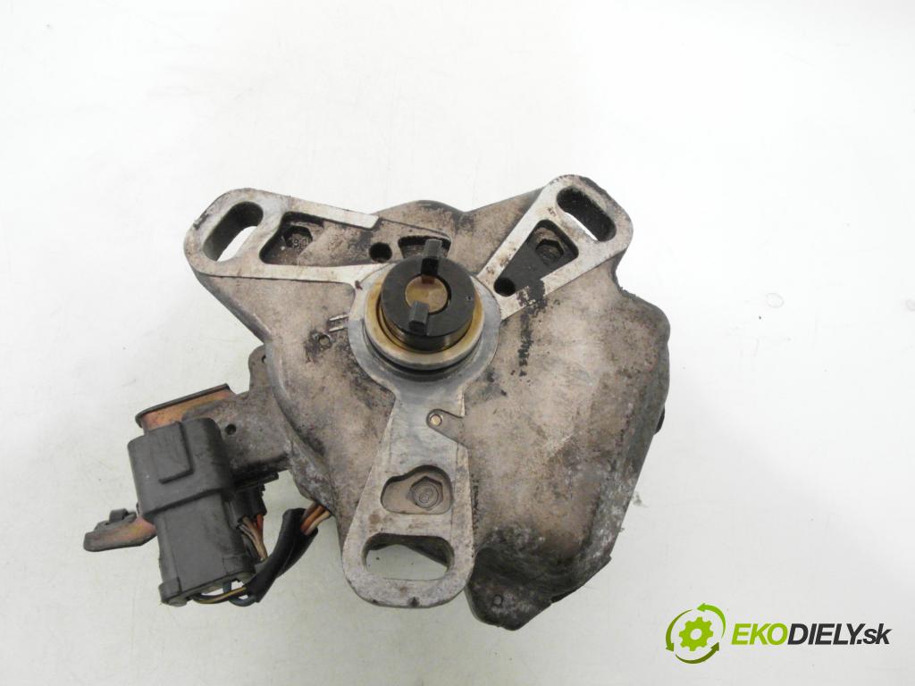 HONDA CIVIC VI Hatchback (EJ, EK) HB 1995 66,00 1.4 i S (EJ9) - D14A4 1396,00 Rozdeľovač zapaľovací 30100P1KE01 ; 42724A