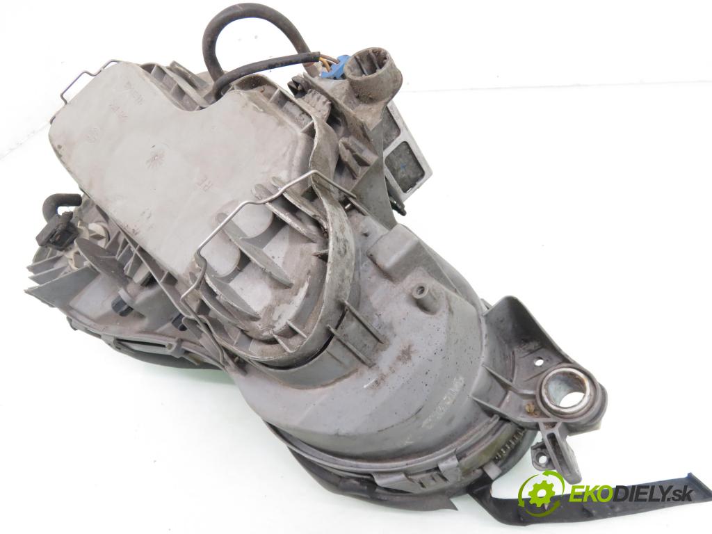 MERCEDES-BENZ KLASA E T-Model (S210) KOMBI 1997 110,00 E 230 T (210.237) - M 111.970 2295,00 Svetlo PP 