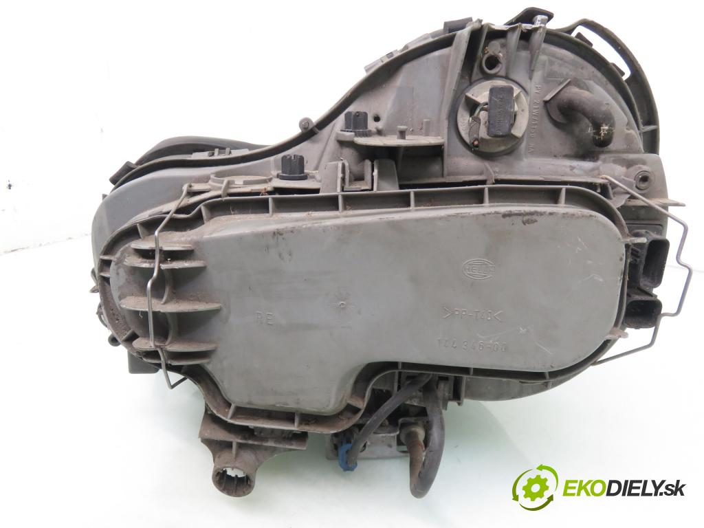 MERCEDES-BENZ KLASA E T-Model (S210) KOMBI 1997 110,00 E 230 T (210.237) - M 111.970 2295,00 Svetlo PP