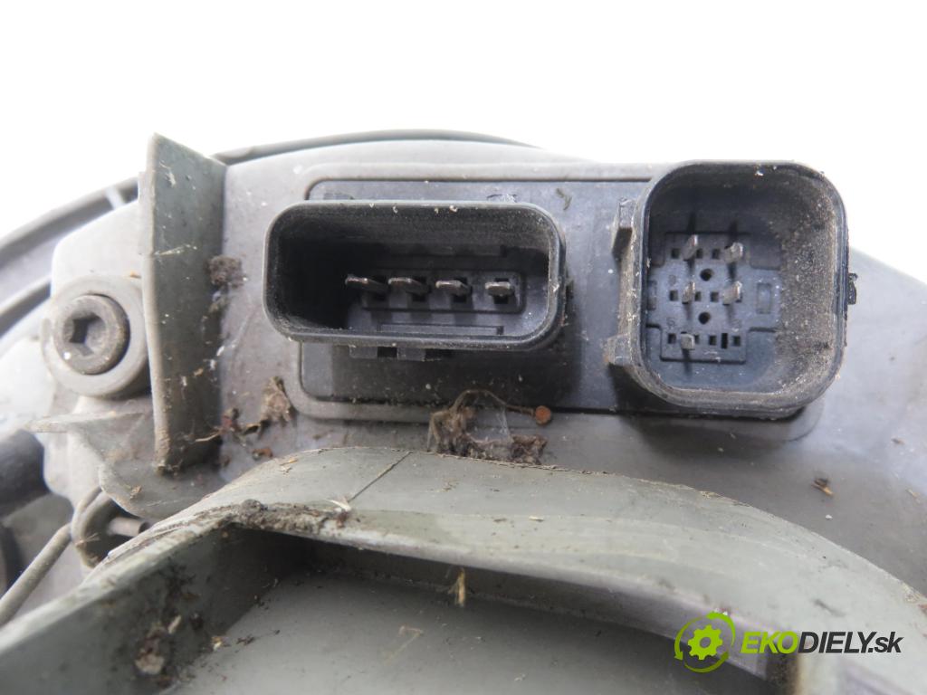 MERCEDES-BENZ KLASA E T-Model (S210) KOMBI 1997 110,00 E 230 T (210.237) - M 111.970 2295,00 Svetlo PP