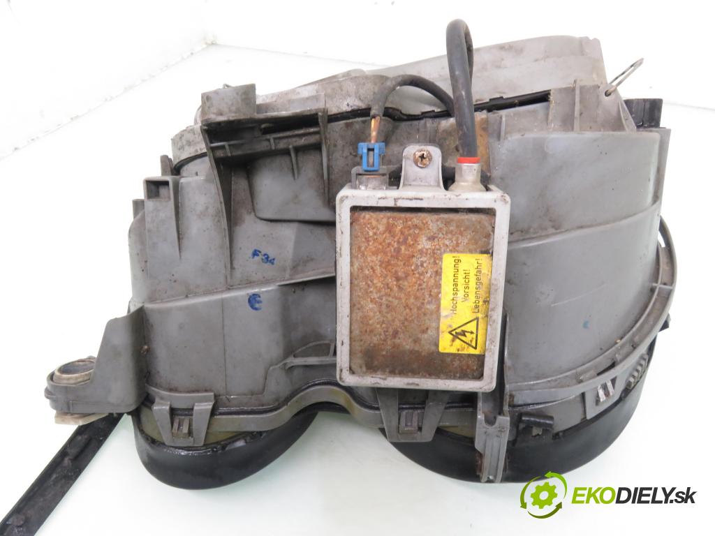 MERCEDES-BENZ KLASA E T-Model (S210) KOMBI 1997 110,00 E 230 T (210.237) - M 111.970 2295,00 Svetlo PP