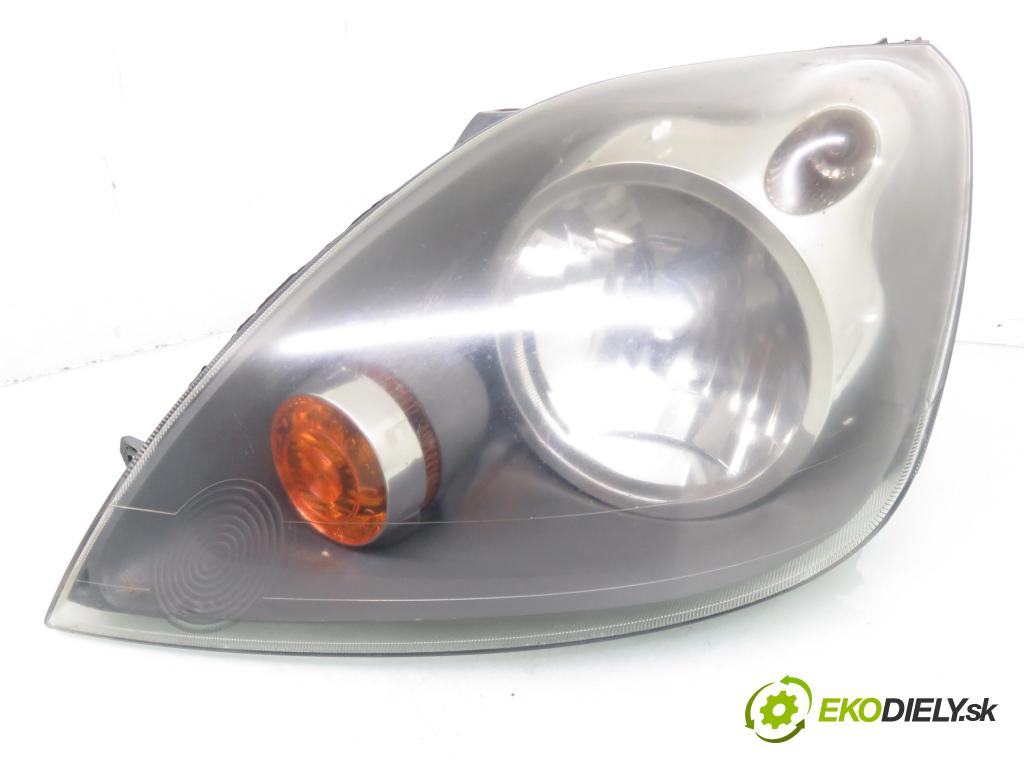 FORD FIESTA V (JH_, JD_) HB 2006 50,00 1.4 TDCi 8V 68 - F6JA 1399,00 Svetlo LP