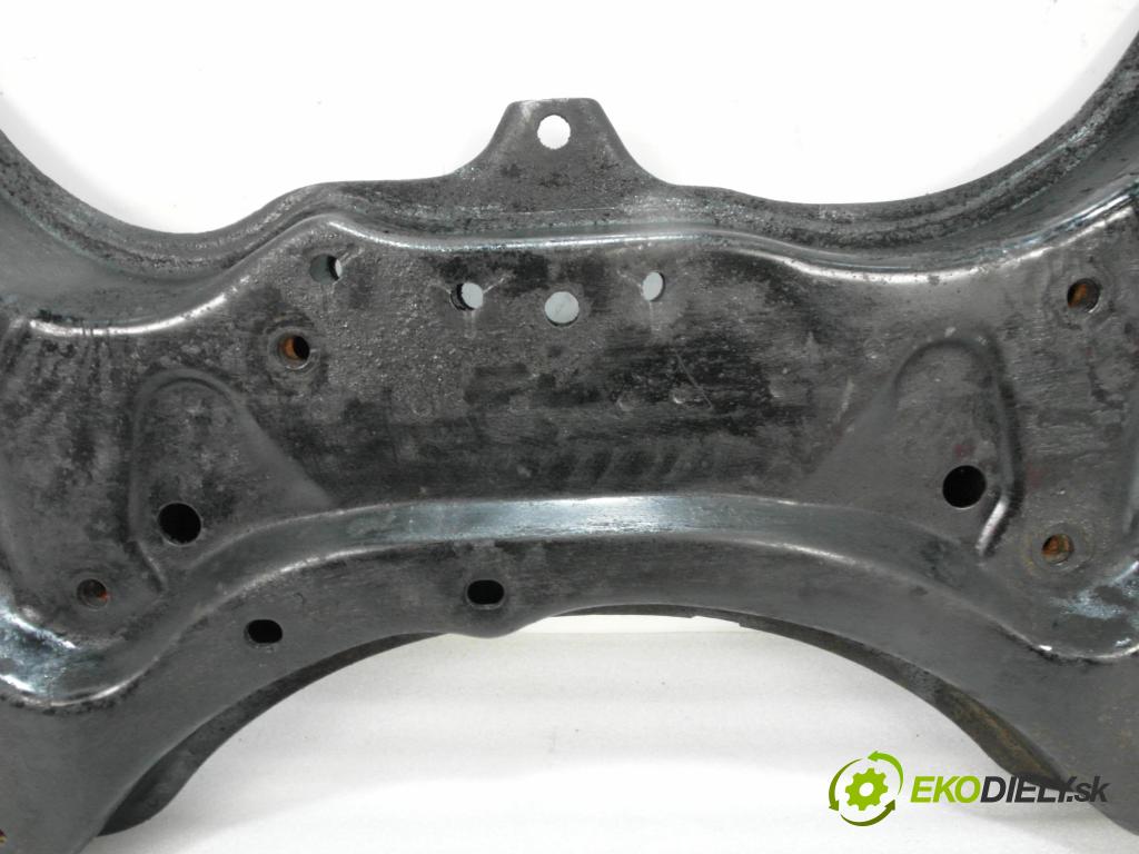 TOYOTA COROLLA Verso (_E12_) MINIVAN 2002 66,00 2.0 D-4D (CDE120_) - 1CD-FTV 1995,00 predný 