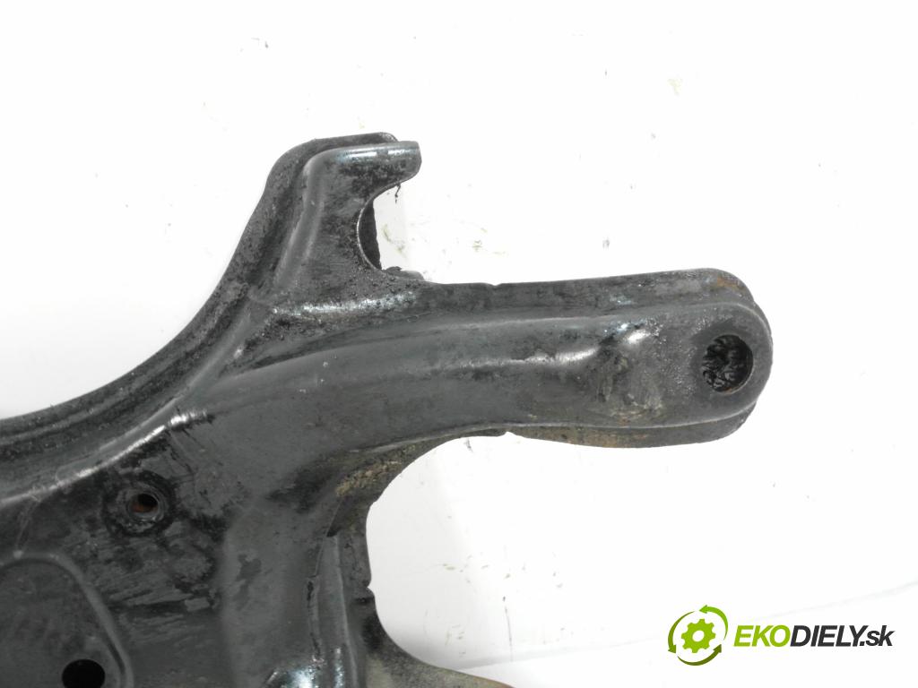 TOYOTA COROLLA Verso (_E12_) MINIVAN 2002 66,00 2.0 D-4D (CDE120_) - 1CD-FTV 1995,00 predný