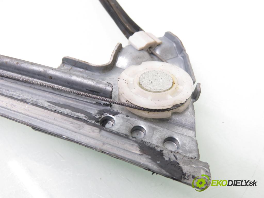 RENAULT LAGUNA II Grandtour (KG0/1_) KOMBI 2001 89,00 1.8 16V - F4P 770 1783,00 Mechanizmus okien