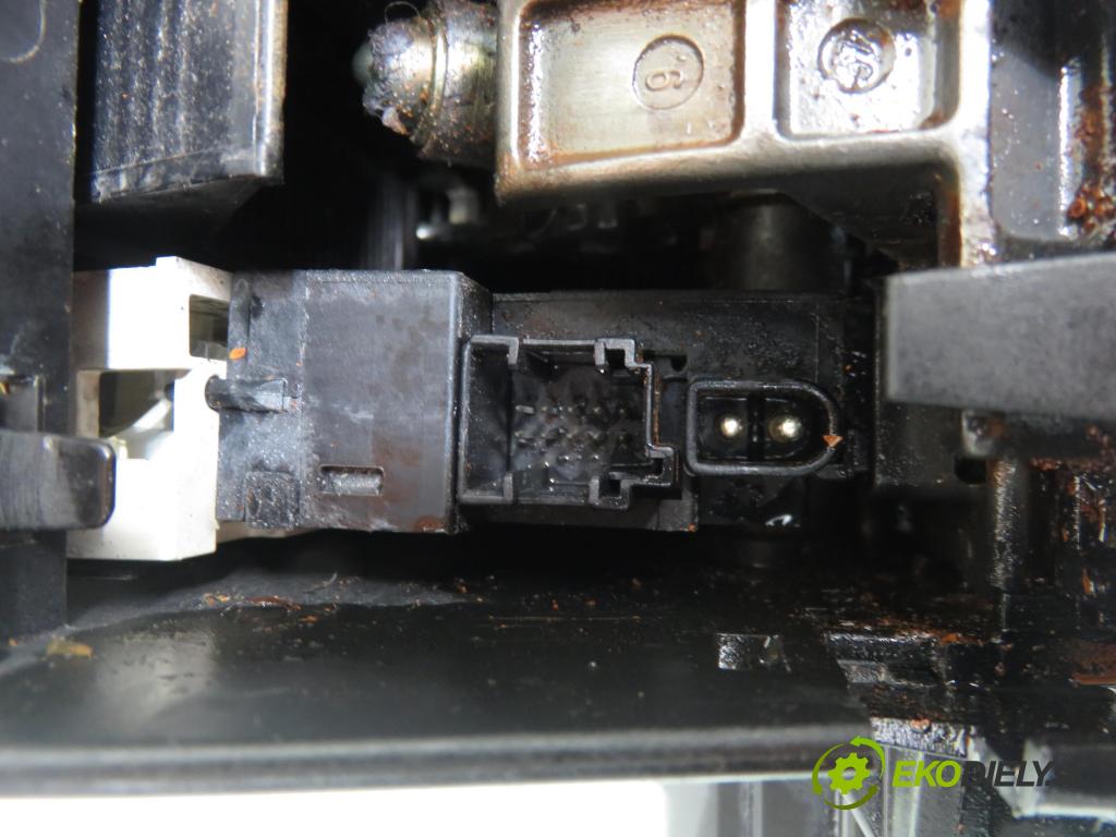 MERCEDES-BENZ KLASA E T-Model (S210) KOMBI 1997 110,00 E 230 T (210.237) - M 111.970 2295,00 ZVEDÁK: A1402670837 ; A1402770298