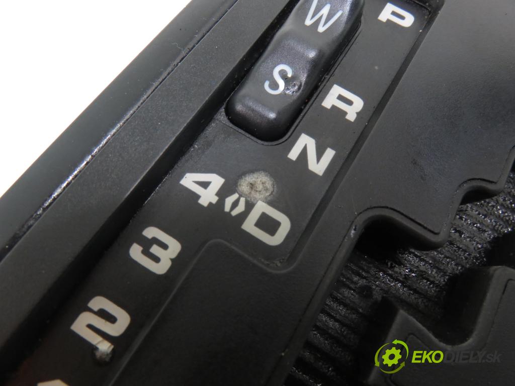 MERCEDES-BENZ KLASA E T-Model (S210) KOMBI 1997 110,00 E 230 T (210.237) - M 111.970 2295,00 ZVEDÁK: A1402670837 ; A1402770298