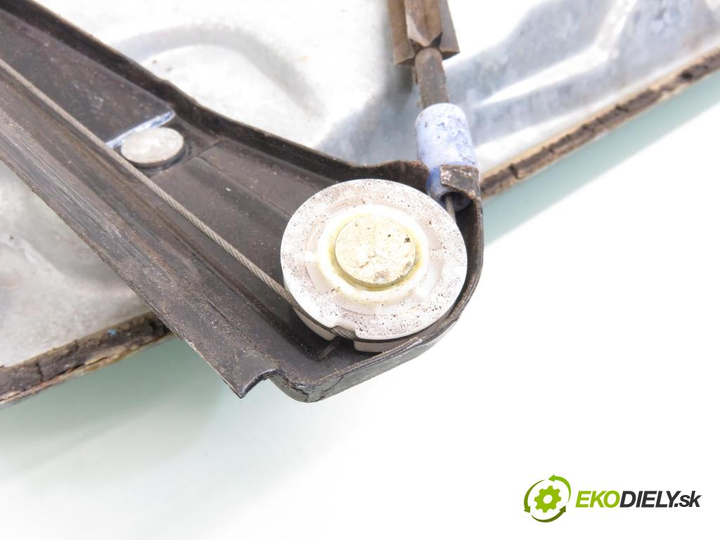 VW PASSAT B5.5 Variant (3B6) KOMBI 2002 85,00 2 - AZM 1984,00 Mechanizmus okien 3B4837756D