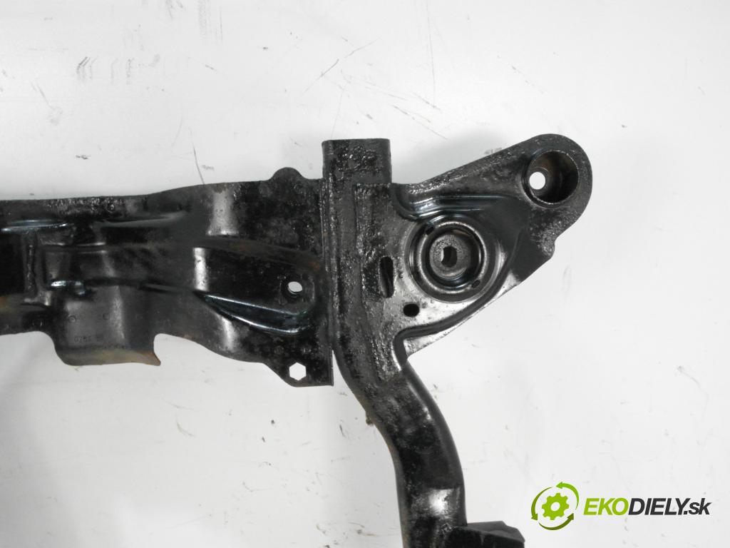 OPEL CORSA C (X01) HB 2004 55,00 1.2 16V 75 - Z 12 XE 1199,00 predný