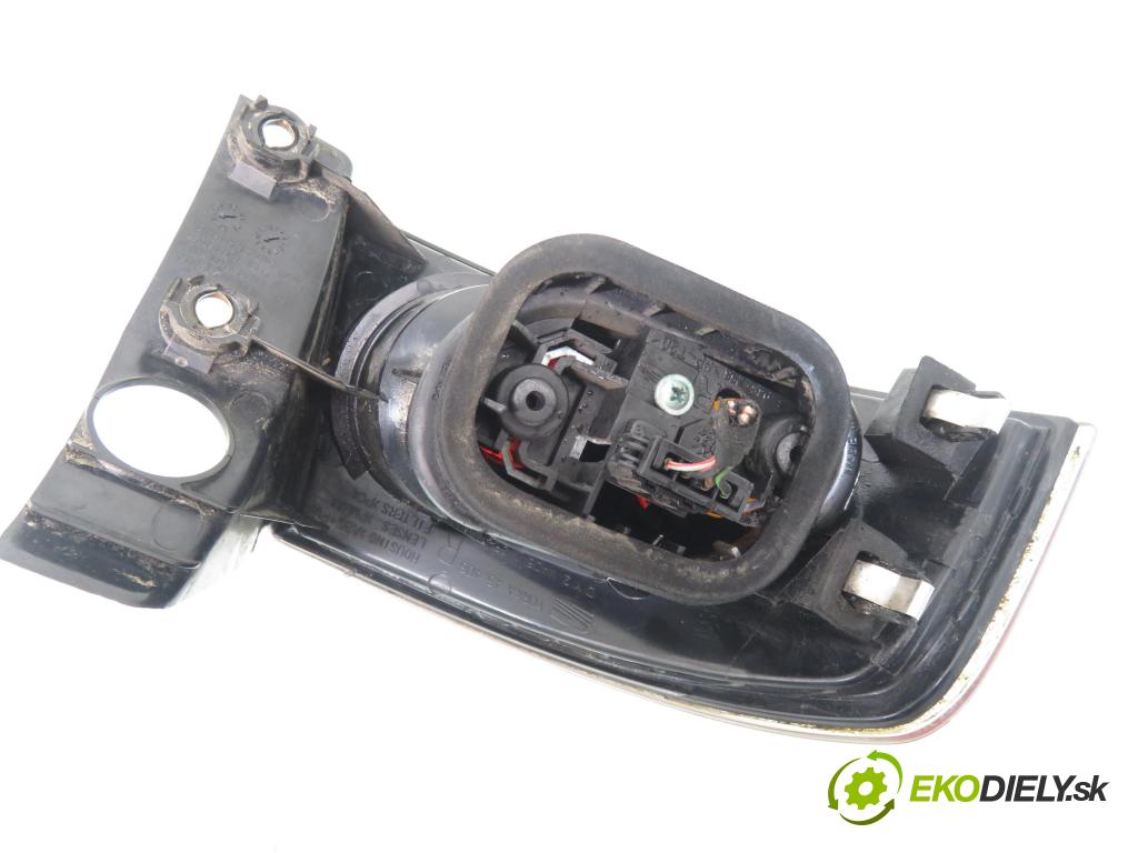 SEAT IBIZA III (6L1) HB 2004 47,00 1.9 SDI - ASY 1896,00 Svetlo pravé zadné 6L6945096A ; 6L6945112 ; 6L6945096B