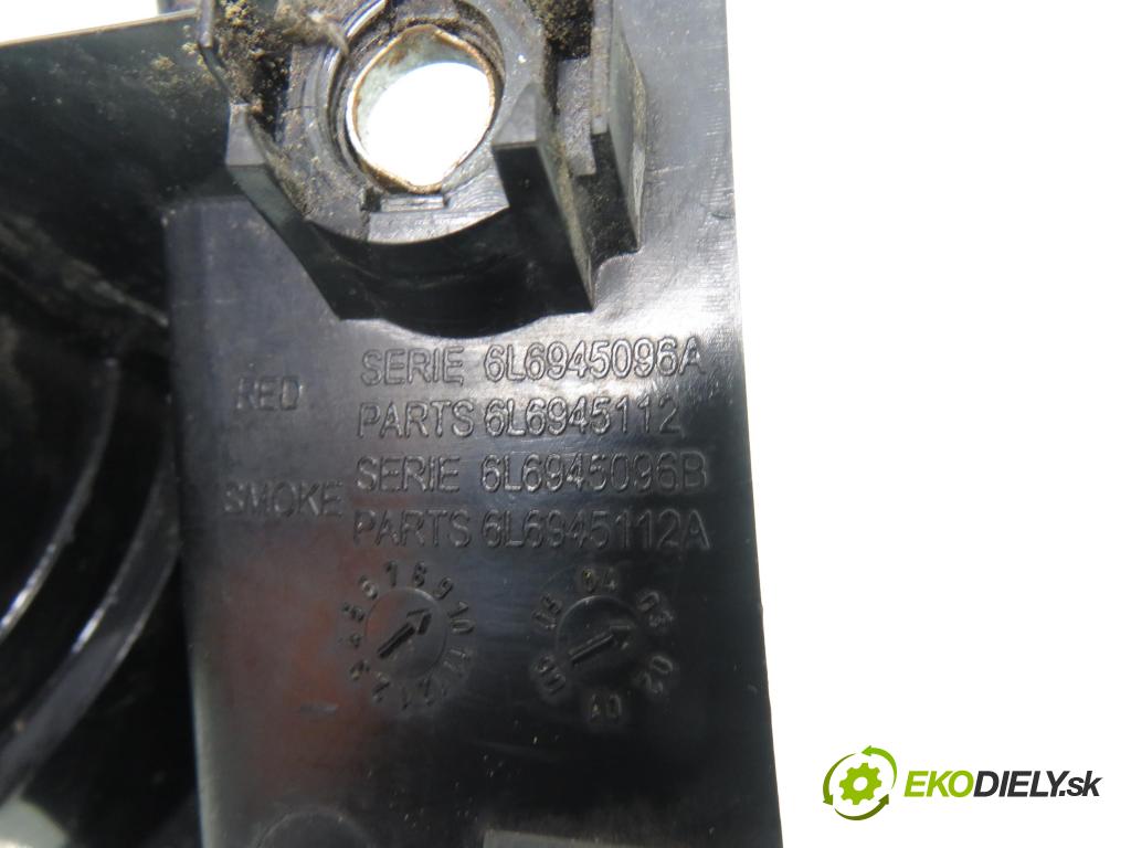 SEAT IBIZA III (6L1) HB 2004 47,00 1.9 SDI - ASY 1896,00 Svetlo pravé zadné 6L6945096A ; 6L6945112 ; 6L6945096B