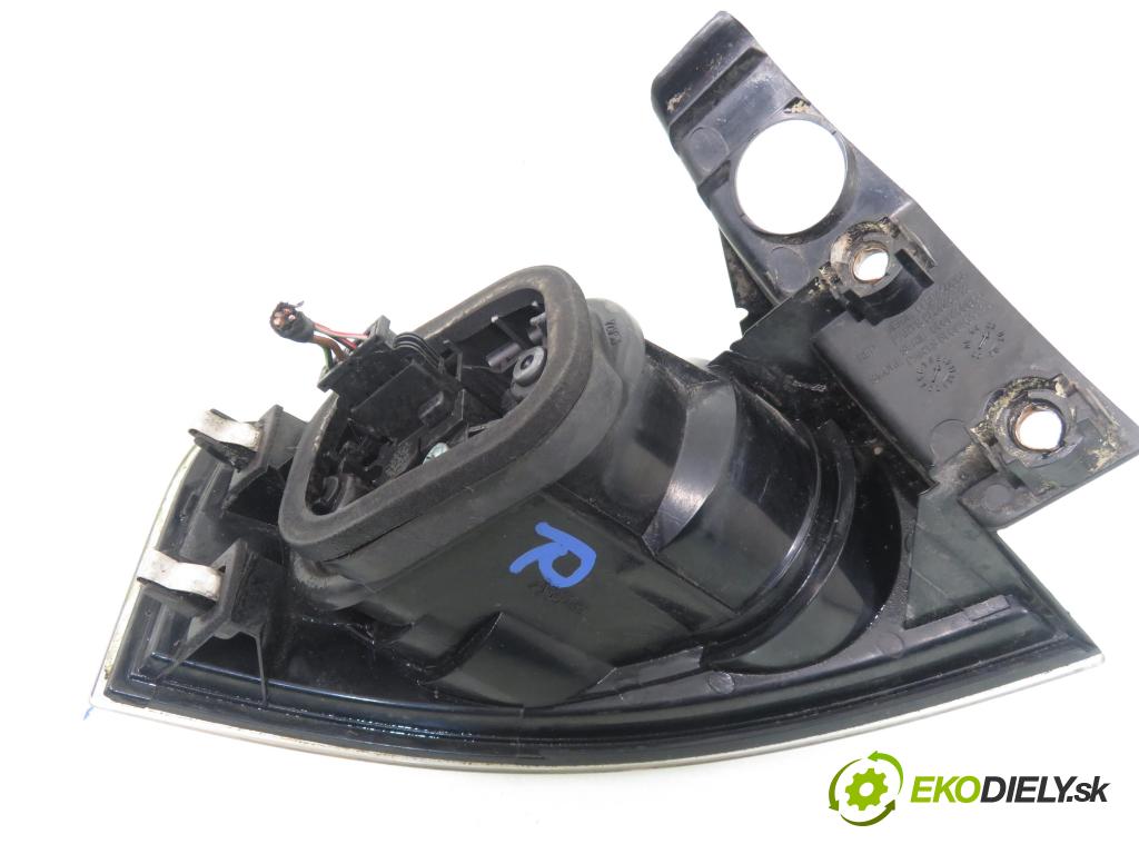 SEAT IBIZA III (6L1) HB 2004 47,00 1.9 SDI - ASY 1896,00 Svetlo pravé zadné 6L6945096A ; 6L6945112 ; 6L6945096B