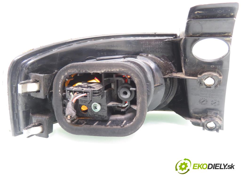 SEAT IBIZA III (6L1) HB 2004 47,00 1.9 SDI - ASY 1896,00 Svetlo pravé zadné 6L6945096A ; 6L6945112 ; 6L6945096B