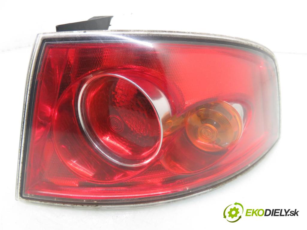 SEAT IBIZA III (6L1) HB 2004 47,00 1.9 SDI - ASY 1896,00 Svetlo pravé zadné 6L6945096A ; 6L6945112 ; 6L6945096B