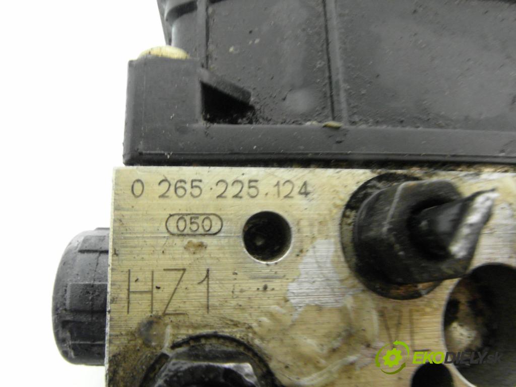 VW PASSAT B5.5 Variant (3B6) KOMBI 2002 85,00 2 - AZM 1984,00 Pumpa ABS 0265950055 ; 4B0614517G ; 0265225124 (Pumpa ABS)