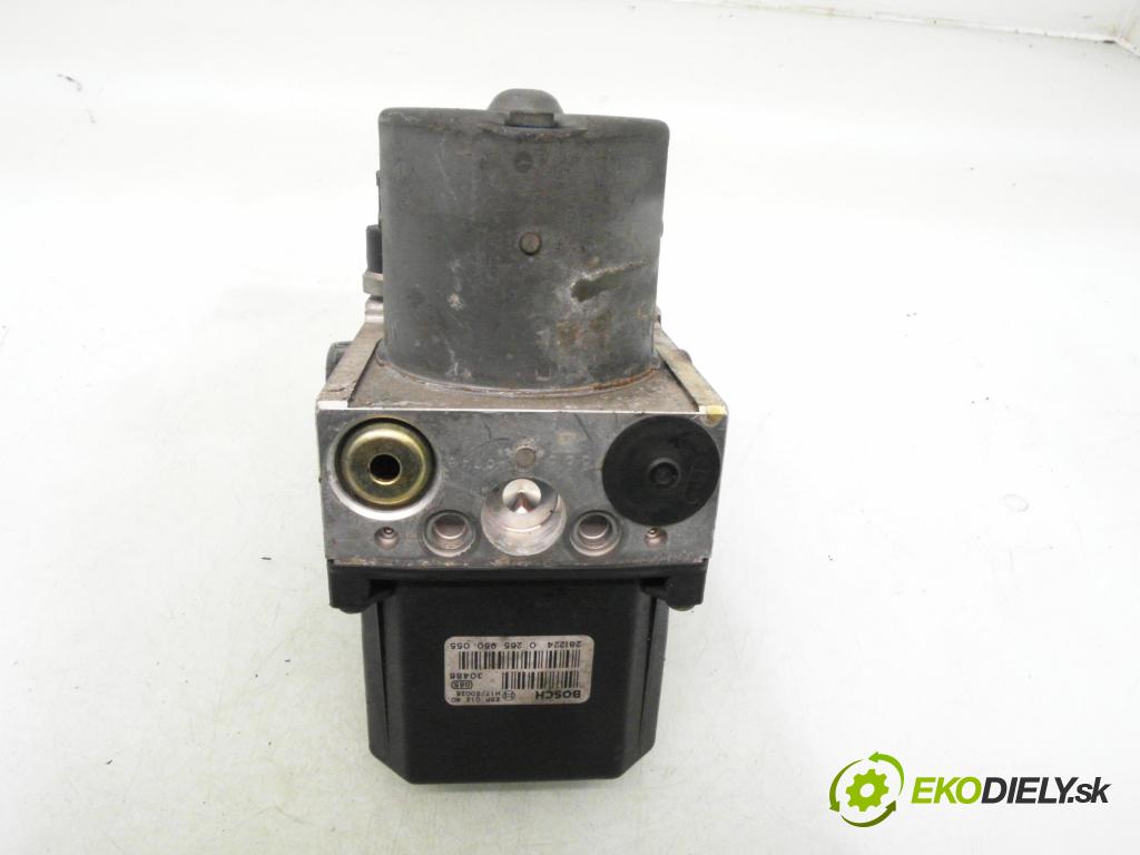 VW PASSAT B5.5 Variant (3B6) KOMBI 2002 85,00 2 - AZM 1984,00 Pumpa ABS 0265950055 ; 4B0614517G ; 0265225124 (Pumpa ABS)