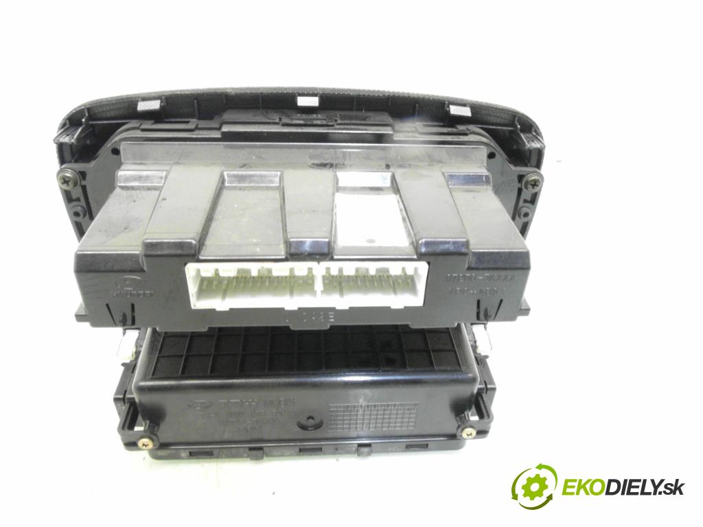 HYUNDAI SONATA V (NF) SEDAN 2005 119,00 2.4 2359,00 Panel kúrenia KLIMATRONIK 847423K000