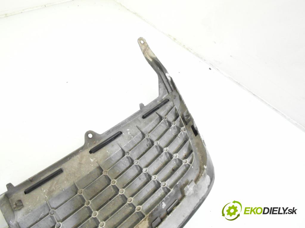 FORD MONDEO IV (BA7) LIFTBACK 2008 92,00 1.8 TDCi - QYBA 1753,00 Mriežka / maska