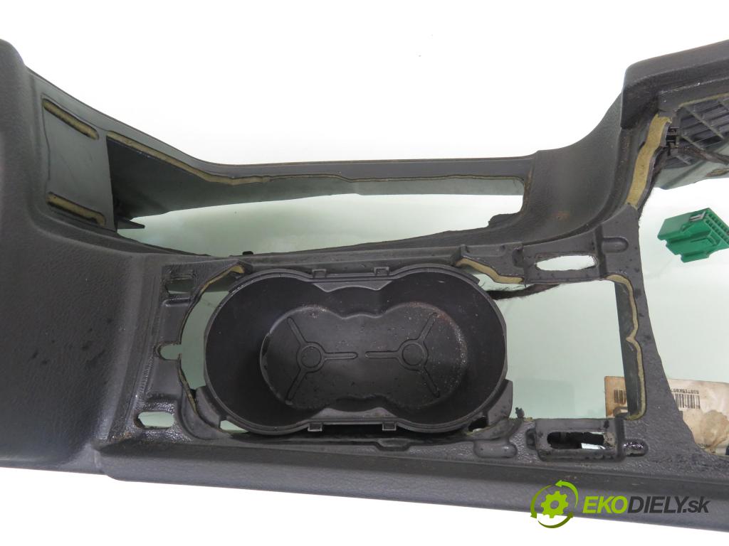 FORD MONDEO IV (BA7) LIFTBACK 2008 92,00 1.8 TDCi - QYBA 1753,00 Lakťová opierka 7S71A042B61 ; 7S71A042B60AB
