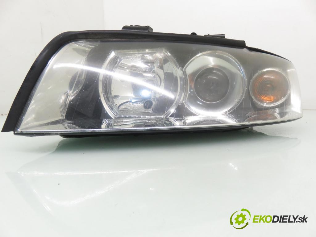 AUDI A4 (8E2, B6) SEDAN 2002 96,00 2.0 20V 130 - ALT 1984,00 Svetlo LP