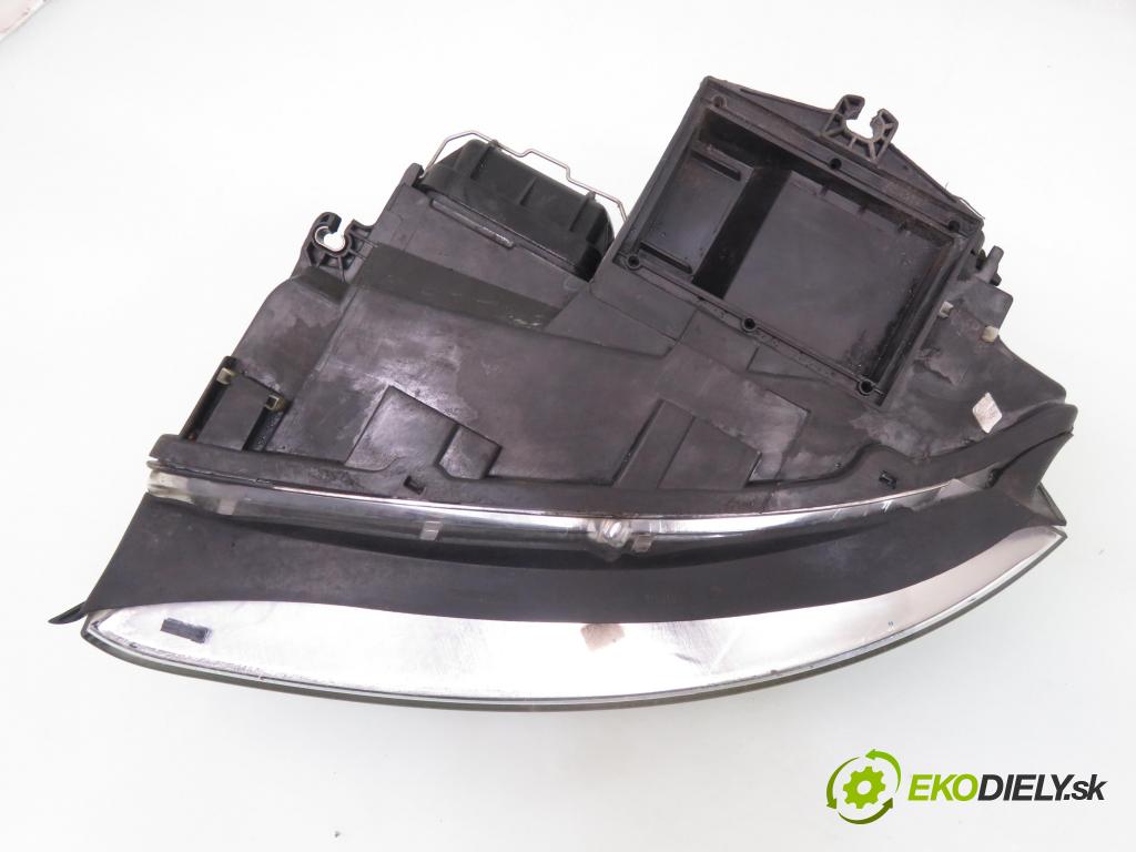 AUDI A4 (8E2, B6) SEDAN 2002 96,00 2.0 20V 130 - ALT 1984,00 Svetlo PP 8E0941004F ; 89305700