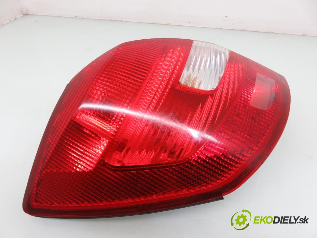 SKODA FABIA II (542) HB 2007 51,00 1.4 TDI - BNM 1422,00 světlo levé zadní ZSB5J6945095 ; 5J6945111