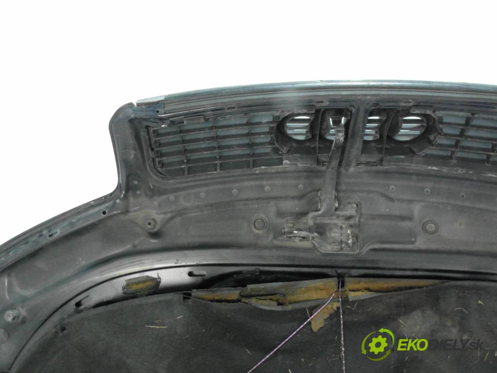 AUDI A4 (8E2, B6) SEDAN 2002 96,00 2.0 20V 130 - ALT 1984,00 Kapota  (Kapota)