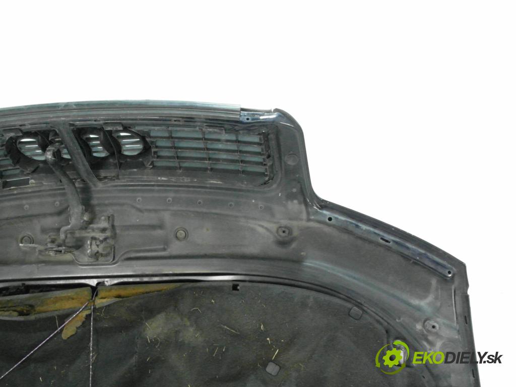 AUDI A4 (8E2, B6) SEDAN 2002 96,00 2.0 20V 130 - ALT 1984,00 Kapota  (Kapota)