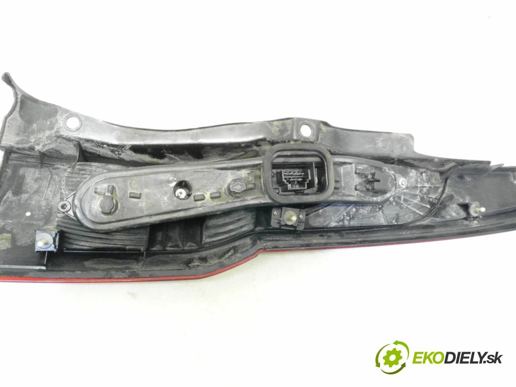 FIAT PANDA (169_) HB 2008 40,00 1.1 54 - 187 A1.000 1108,00 Svetlo ľavé zadné 51763007