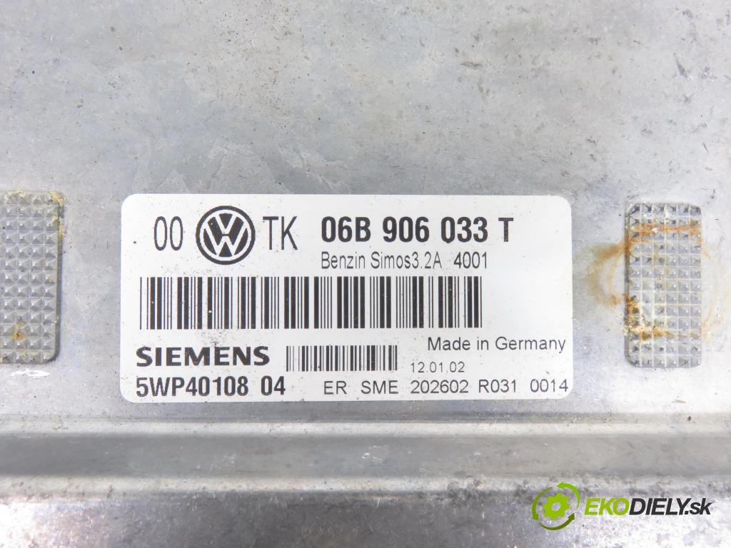 VW PASSAT B5.5 Variant (3B6) KOMBI 2002 85,00 2 - AZM 1984,00 spínačka / imobilizéra IMMO / řídící jednotka 06B906033T ; 5WP4010804 ; 3B0920807
