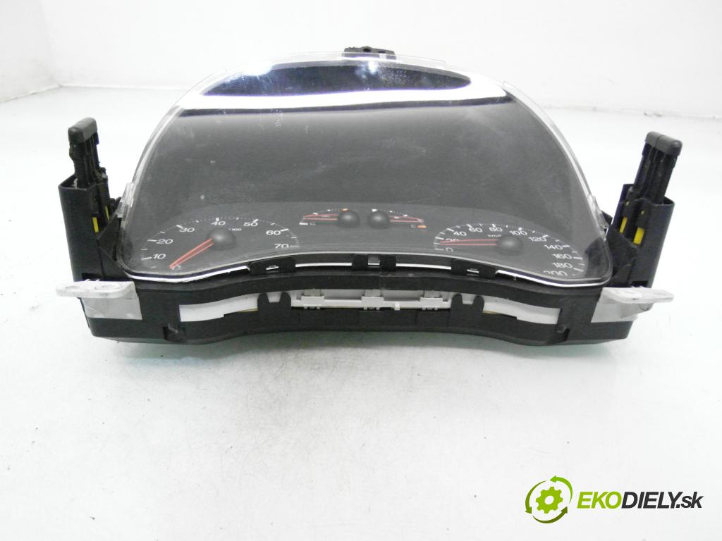 FIAT PUNTO (188_) HB 1999 59,00 1.9 JTD 80 - 188 A2.000 1910,00 Prístrojovka elektrický 46833457 ; 90689