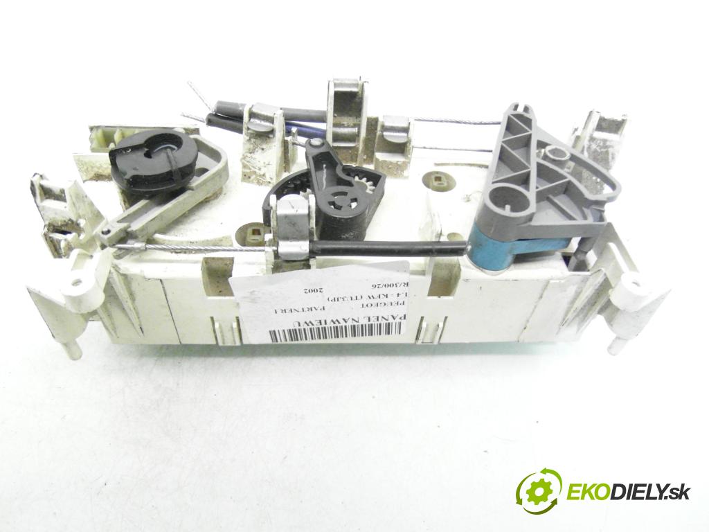 PEUGEOT PARTNER Combispace (5F) KOMBIVAN 2002 55,00 1.4 1360,00 Panel topení KLIMATIZACE: 654986J