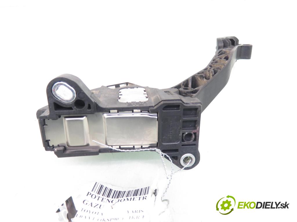TOYOTA YARIS (_P9_) HB 2007 51,00 1.0 VVT-i (KSP90_) - 1KR-FE 998,00 potenciometr plynového pedálu 781100D010 (Potenciometr plynového pedálu)