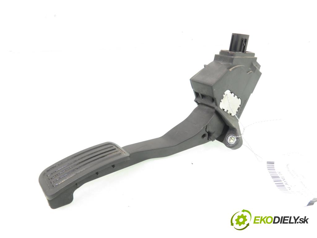 TOYOTA YARIS (_P9_) HB 2007 51,00 1.0 VVT-i (KSP90_) - 1KR-FE 998,00 potenciometr plynového pedálu 781100D010 (Potenciometr plynového pedálu)