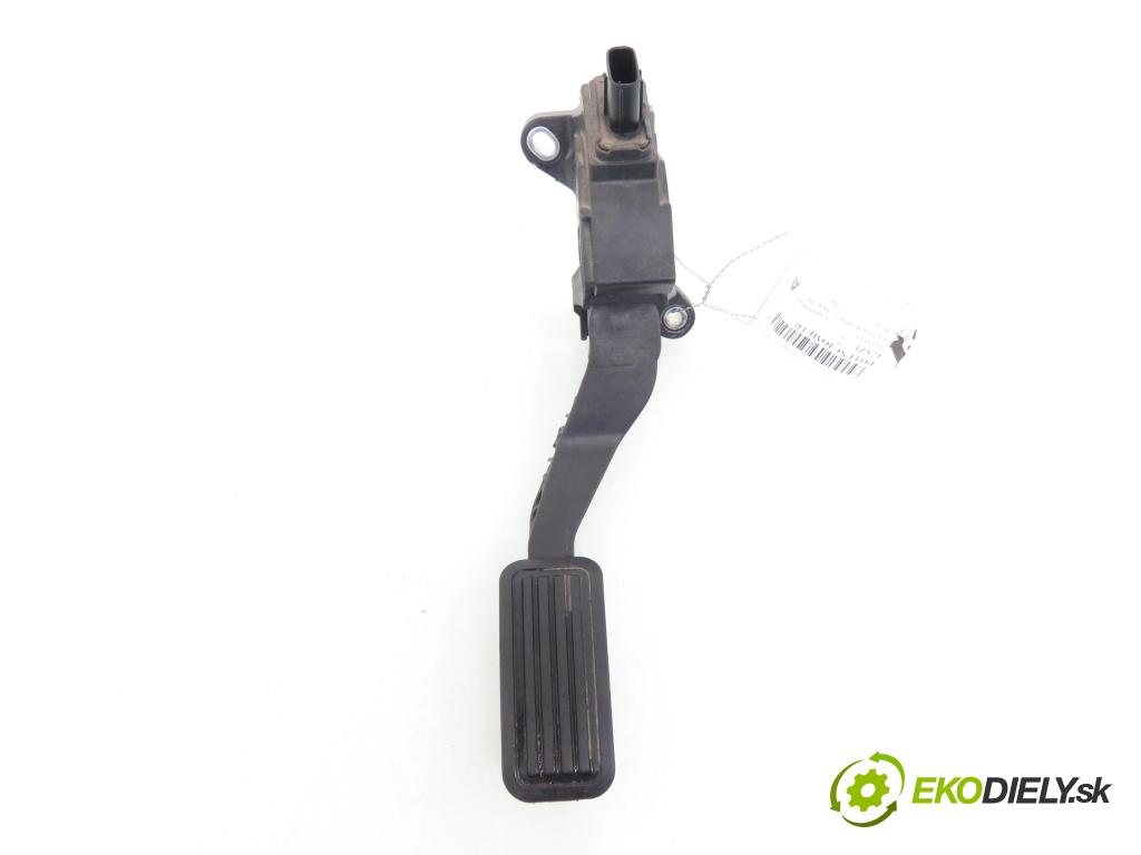 TOYOTA YARIS (_P9_) HB 2007 51,00 1.0 VVT-i (KSP90_) - 1KR-FE 998,00 potenciometr plynového pedálu 781100D010 (Potenciometr plynového pedálu)