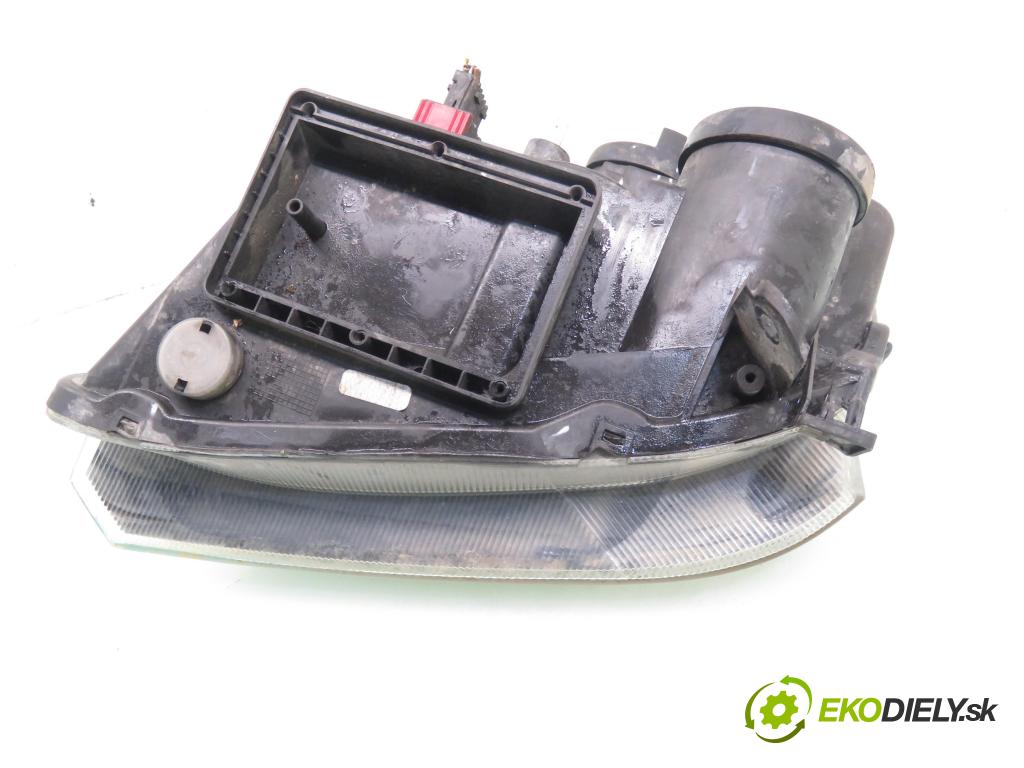 OPEL MERIVA A nadwozie wielkoprzestrzenne (MPV) (X03) MINIVAN 2003 74,00 1.6 16V - Z 16 XE 1598,00 Svetlo PP 93321053 ; 89308560