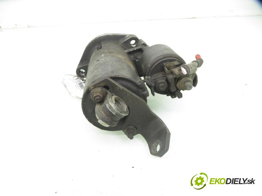 AUDI 80 (8C, B4) SEDAN 1993 66,00 2.0 90 - ABT 1984,00 Štartér 001107017 ; 053911023A (Štartér)