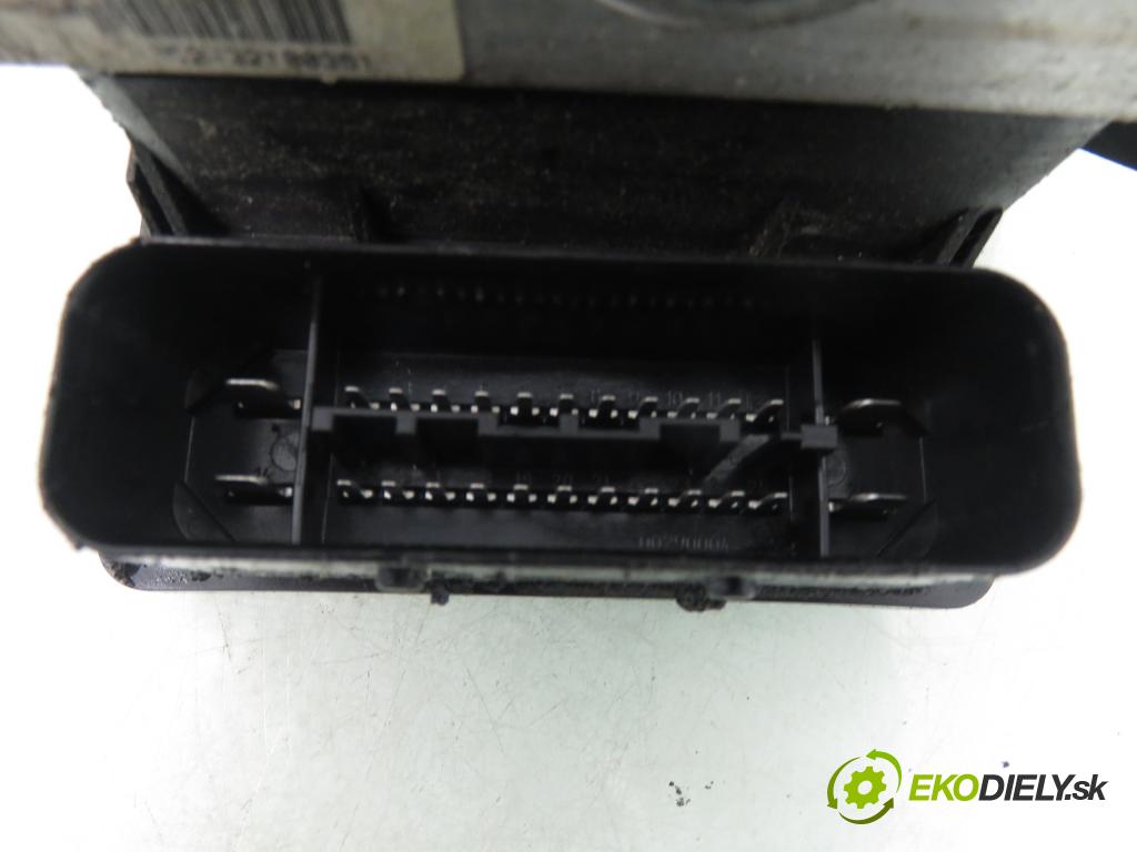 TOYOTA YARIS (_P9_) HB 2007 51,00 1.0 VVT-i (KSP90_) - 1KR-FE 998,00 Pumpa ABS 895410D030 ; 445400D011 ; 06210903193 (Pumpa ABS)