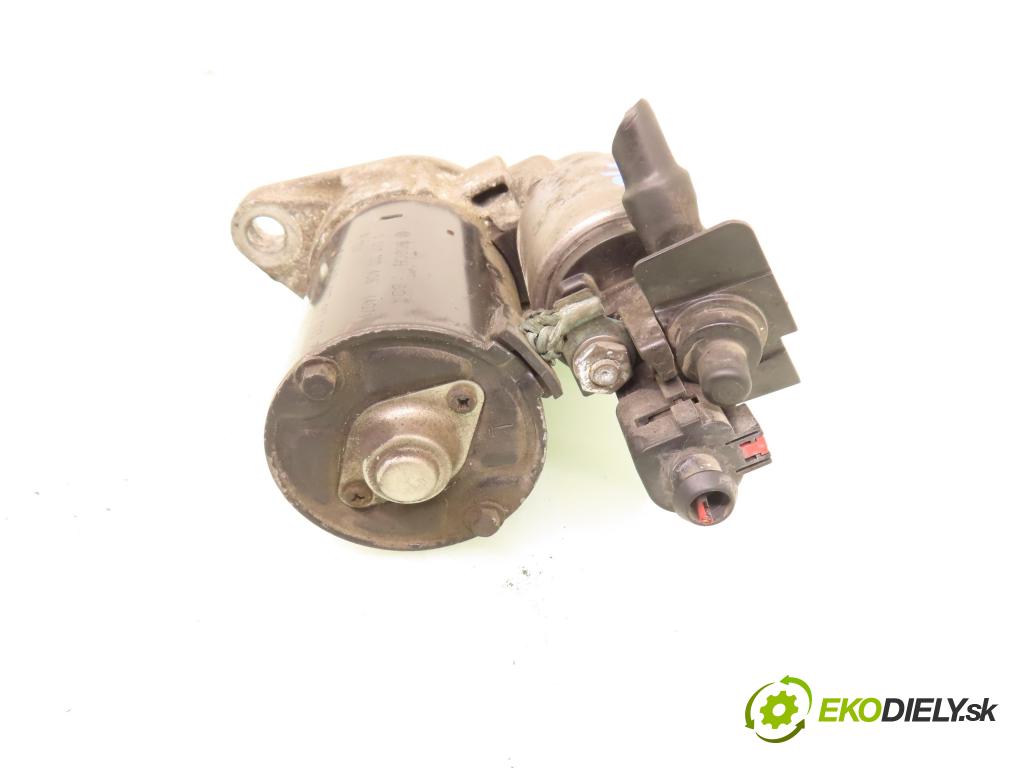 SKODA FABIA I SEDAN (6Y3) SEDAN 2005 47,00 1.2 - AZQ 1198,00 Štartér 0001120406 ; 02T911023R (Štartér)