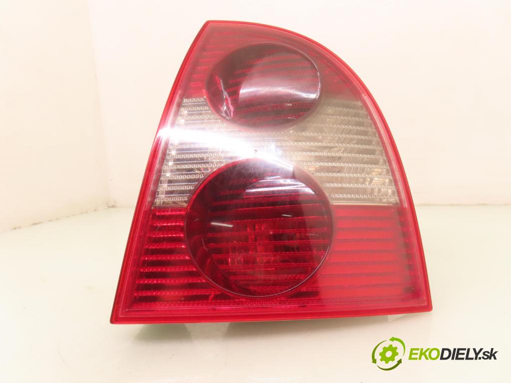 VW PASSAT B5.5 (3B3) SEDAN 2002 74,00 1.9 TDI PD 101 - AVB 1896,00 Svetlo pravé zadné 3B5945096AE