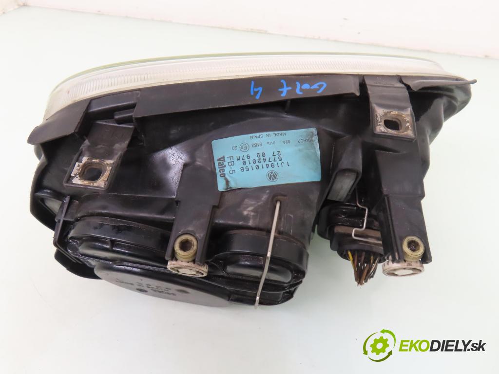 VW GOLF IV (1J1) HB 2000 85,00 1.9 TDI - AJM 1896,00 světlo LP 1J1941015B ; 67742010