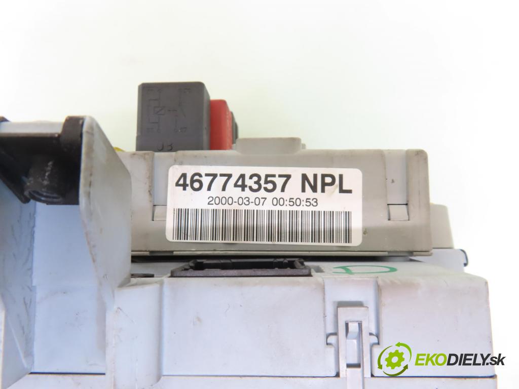 FIAT PUNTO (188_) HB 2000 44,00 1.2 60 - 188 A4.000 1242,00 spinačka / imobilizéra IMMO / Riadiaca jednotka 6160038904 ; IAW59FM2 ; 46766769