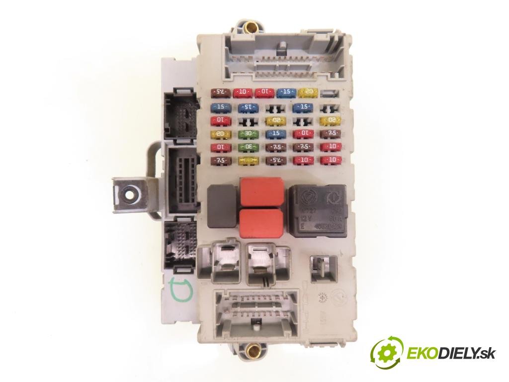 FIAT PUNTO (188_) HB 2000 44,00 1.2 60 - 188 A4.000 1242,00 spinačka / imobilizéra IMMO / Riadiaca jednotka 6160038904 ; IAW59FM2 ; 46766769